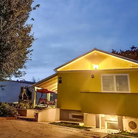 Awesome In With Sauna Holiday home Pavicini